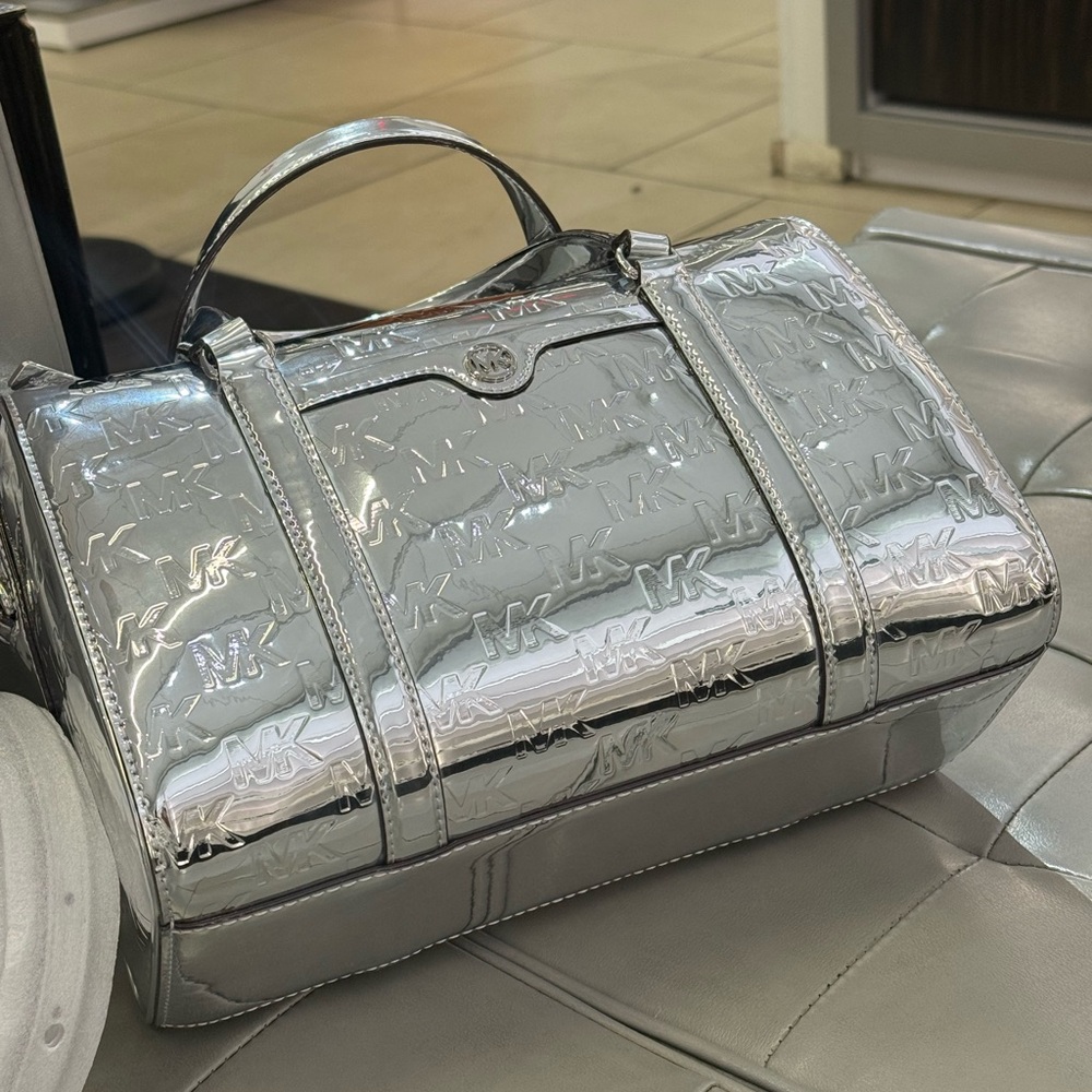 Michael kors jet set travel medium patent logo duffle satchel silver NWT - Picture 8 of 11